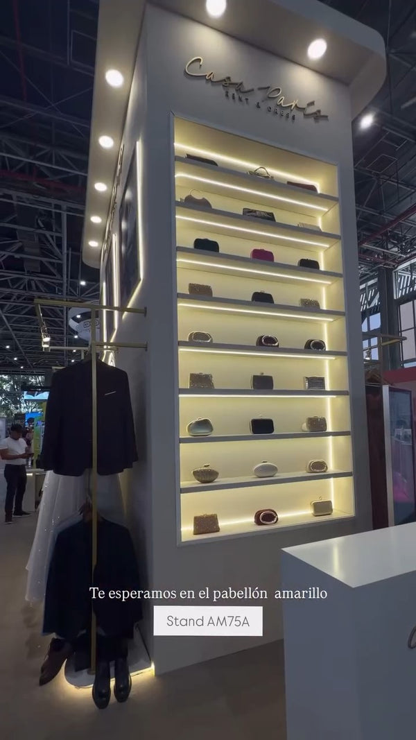 Casa París en Expobelleza 2026: stand, asesoría de imagen y vestidos en alquiler (28)