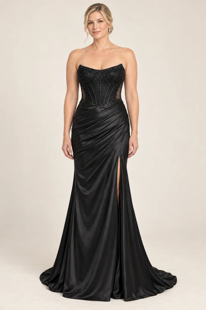 Vestido de grado drapeado de noche en color negro, colección 2026 de Casa París en modelo virtual