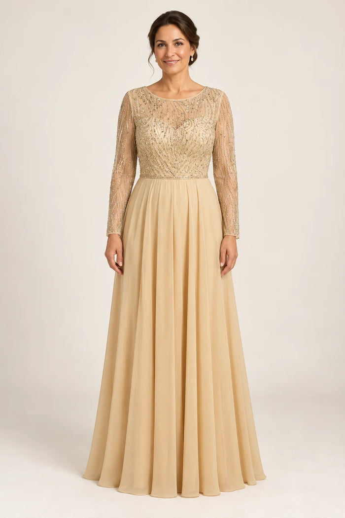 Vestido de grado mangas de tul y falda fluida en color dorado, colección 2026 de Casa París en modelo virtual